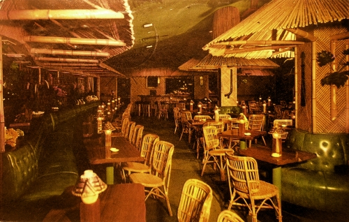 Postcard depicting the Waikiki Room at the Pick-Nicollet Hotel